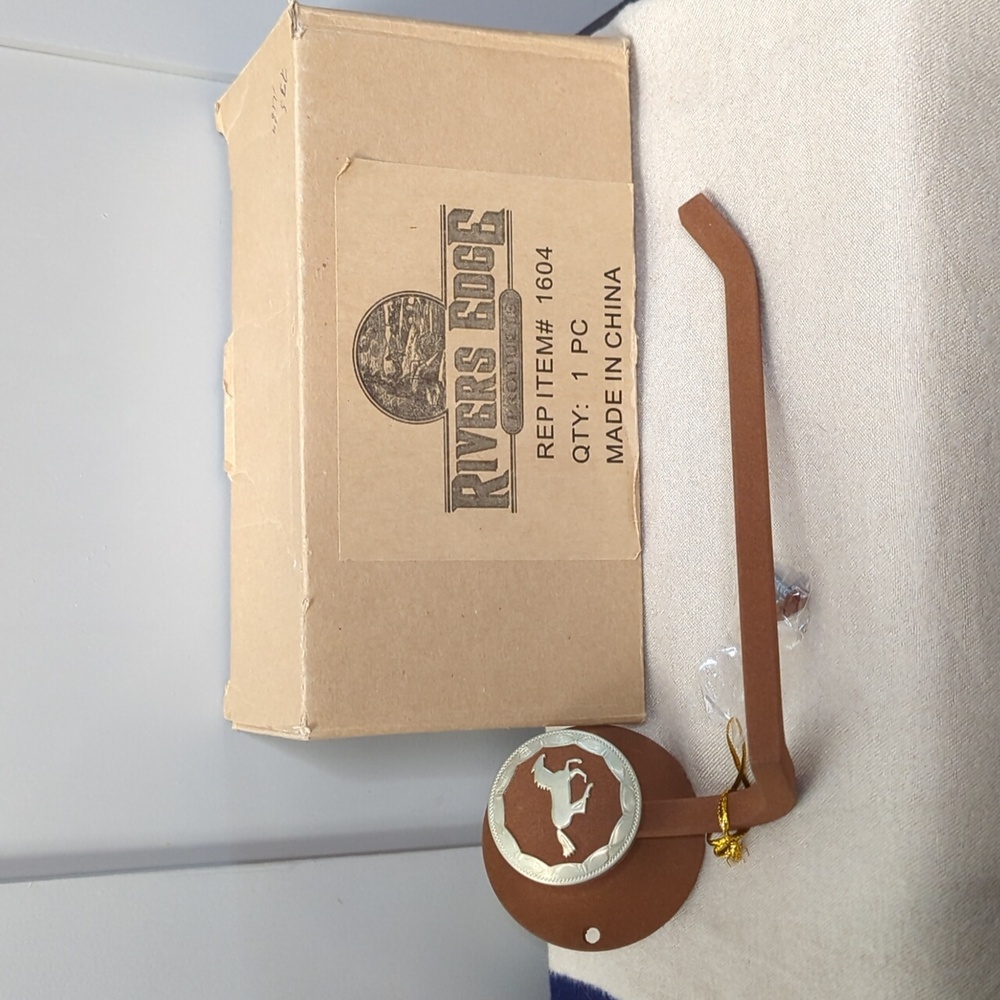 Rivers Edge Rustic/Western Toilet paper holder